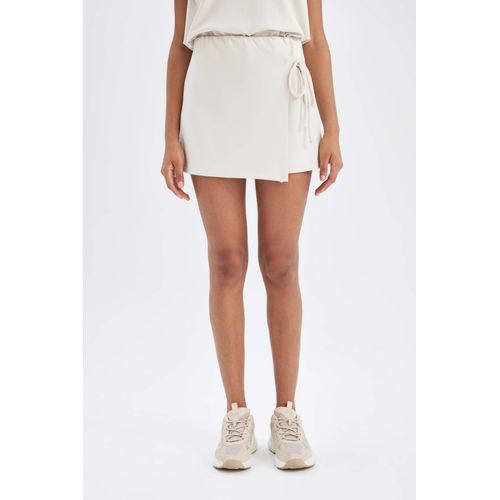 product_image_name-Defacto-شورت كابري قصة عادية بساق قصير-5