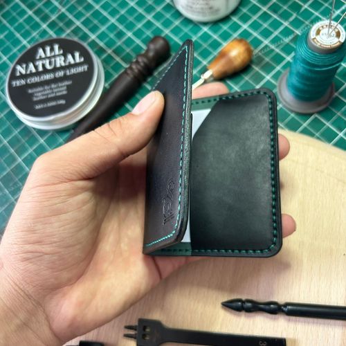 product_image_name-Handmadecart-The Lion - une premium porte-carte et portefeuille en cuir naturel pour les minimaliste -6