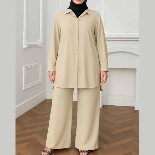 product_image_name-Generic-Ensemble en crêpe deux pièces beige chic – chemise longue et pantalon large fluide -1