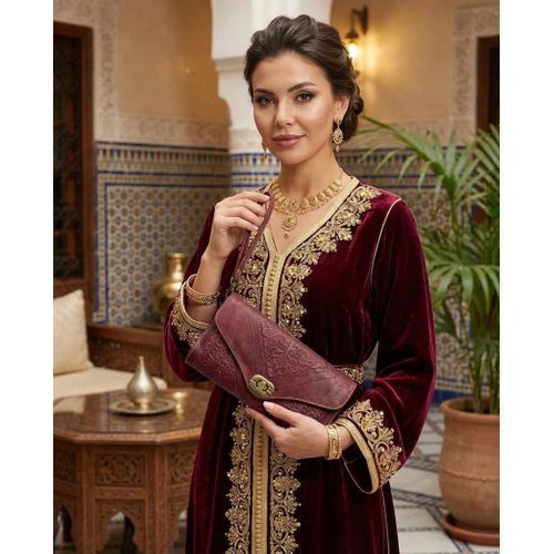 product_image_name-Generic-Pochette marocaine en cuir faite main, sac en cuir embossé, pochette en cuir bordeaux avec fermoir en laiton, pochette bohème chic pour soirée – 20 × 10 cm-1