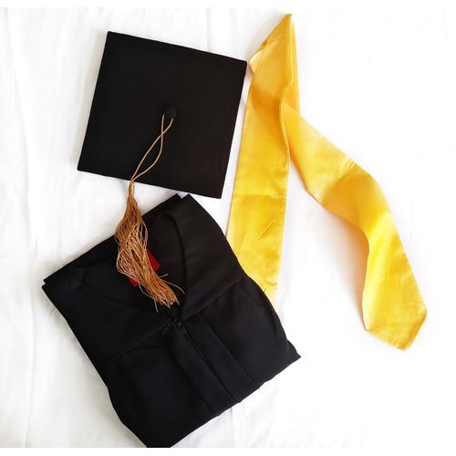 Toges universitaires discount prix