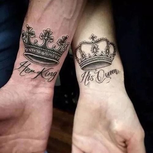 Generic Faux tatouages Couronne Roi Reine autocollants temporaires à la  main noir imperméables étanche à prix pas cher