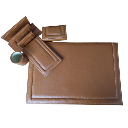 Set de 4 accessoires bureau en simili cuir