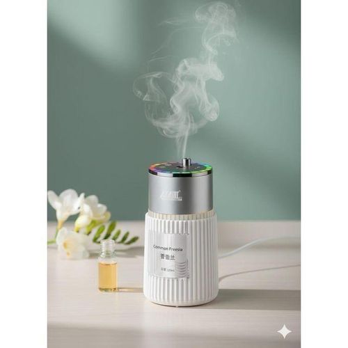 Désodorisant Voiture Intelligent Avec Projection Ciel Étoilé – Diffuseur Parfum 50 Ml Rechargeable, Marche/Arrêt Auto, 7 Couleurs Lumière Ambiance & 4 Modes Pulvérisation