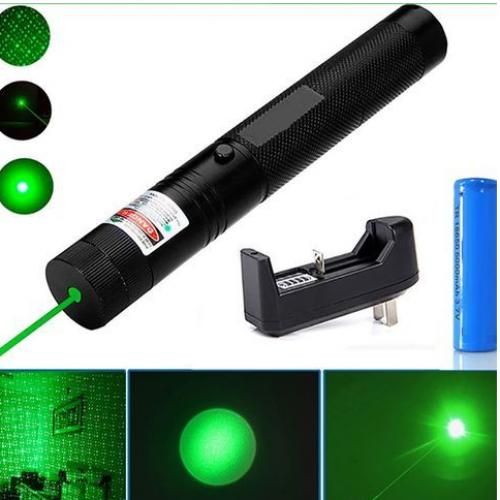 Puissant pointeur laser vert - 303 Torche laser verte haute puissance  10000m Point vert dispositif de mise au point réglable pour la chasse