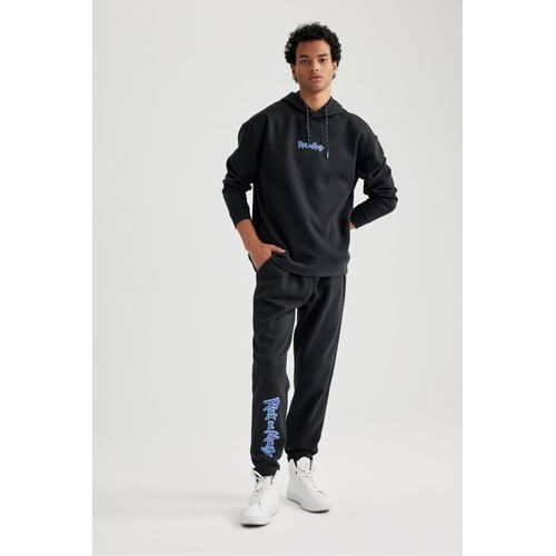 Defacto Regular Fit Rick and Morty Licensed With Pockets