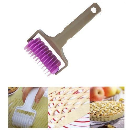 product_image_name-Generic-Ustensile de pâtisserie 2-en-1 - Couteau à tartes et rouleau décoratif pour biscuits-1