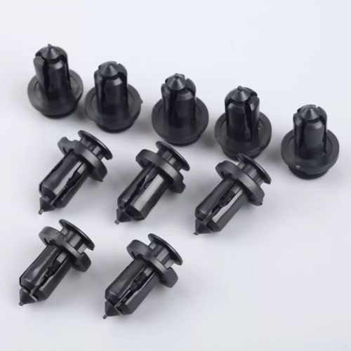 Generic 13pcs Rivets en plastique universels de 10pcs de 8mm pour des  agrafes de panneau de porte de voiture à prix pas cher