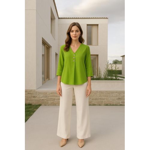 product_image_name-Marwa-بلوزة بأزرار مزينة بزهرة خضراء-1