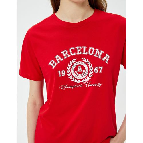 product_image_name-Koton-T-shirt  Pour Femme  - Red-3