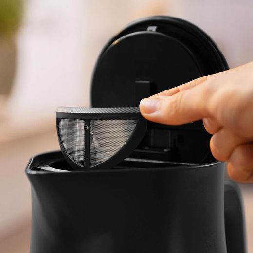Bosch Mymoment غلاية كهربائية سوداء 2400 واط 1.7 لتر بثلاثة مستويات أمان مع فلتر مضاد للترسبات، ضمان لمدة سنتين - image 2