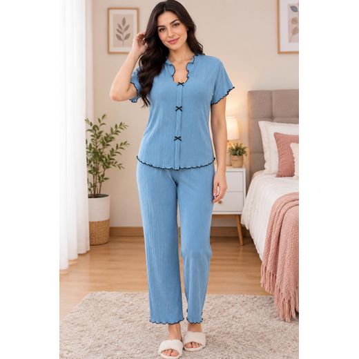 Pet Article Pyjama pour femme deux pièces à manches courtes et au design élégant. - image 2