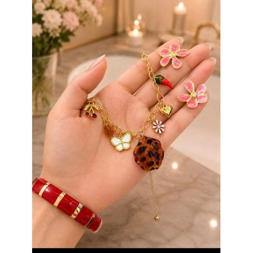 3 piéce  boucle d'oreille + collier + bracelet meilleure combo pour cette période