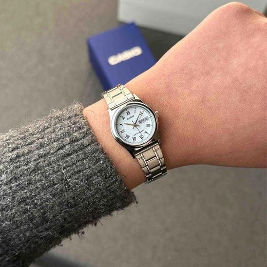Casio LTP-V006D-7B - Montre pour femmes - Avec dateur - - image 2