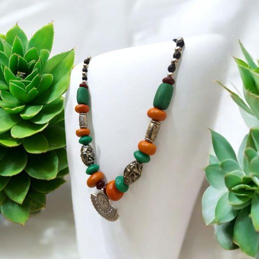 Generic Collier Amazigh Authentique – Perles en Résine et Métal Argenté - image 2