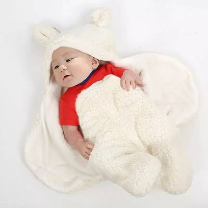 Bébé à capuche emmaillotage Couverture Yinuoday Nouveau-né Réception  Couverture polaire Tampon Sac de couchage Sac de couchage pour bébé garçons  et filles (blanc)