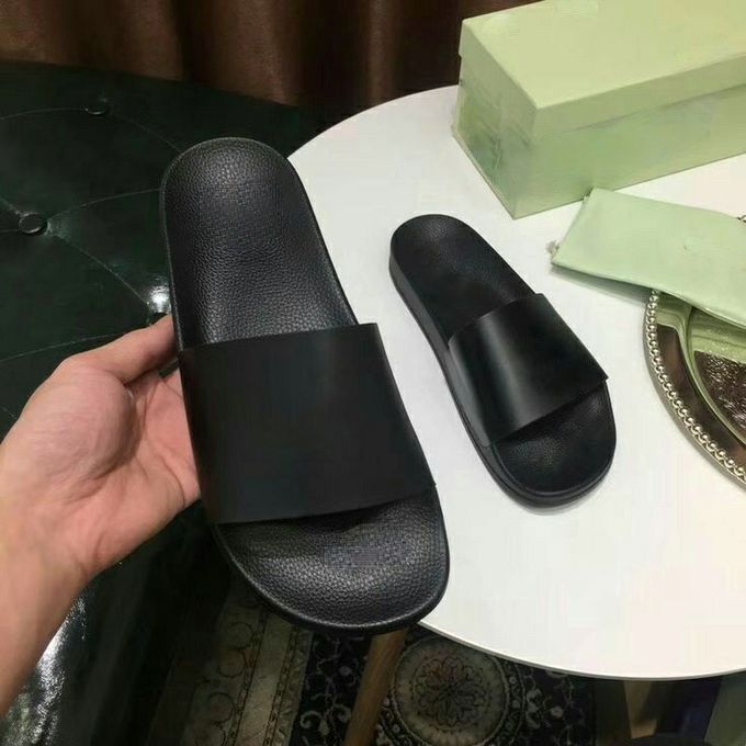 Claquette cuir sale