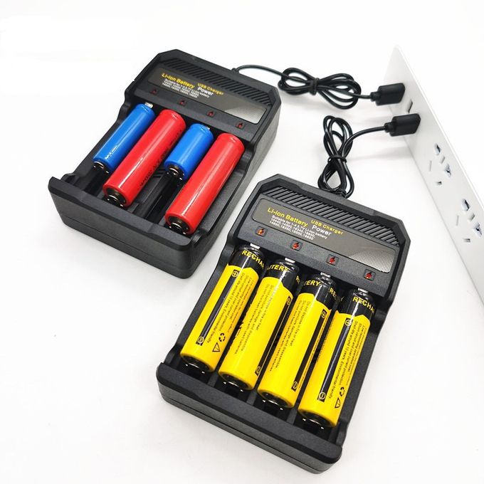 Generic Chargeur de Piles / Batterie avec 4 emplacements, au lithium -  Chargeur USB à prix pas cher