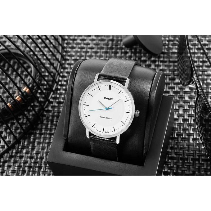 Casio MTP-VT04L-7E Orologio Uomo Analogico Minimalista - Quadrante Bianco Concavo, Pelle Nera