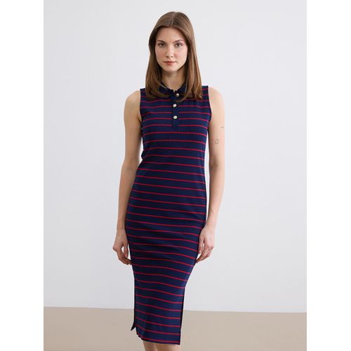 Robe Fendue Rayée à Col Polo