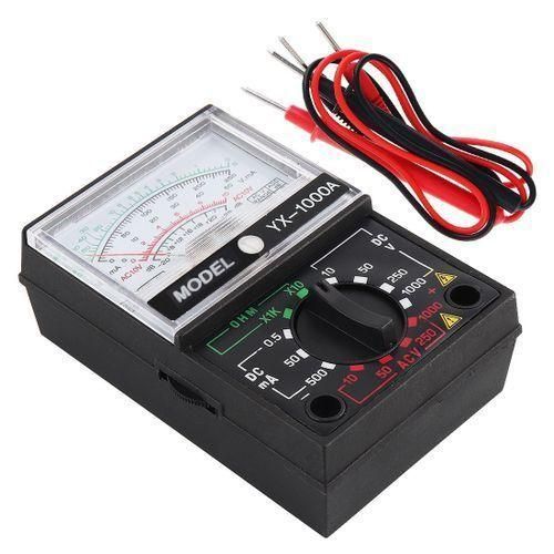 Multimètre portable avec testeur de tension et stylo d'essai : mesure de la tension avec précision, simple à utiliser pour des travaux de maintenance.