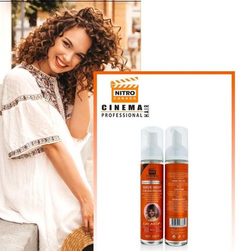 Mousse coiffante pour des cheveux bouclés