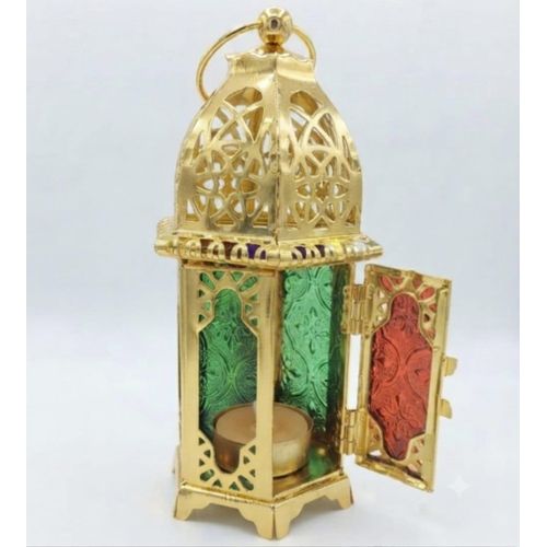 Lanterne Marocaine Décorative en Métal Doré – Style Oriental avec Vitraux Vert et Rouge – Bougeoir+ Décoration Intérieure